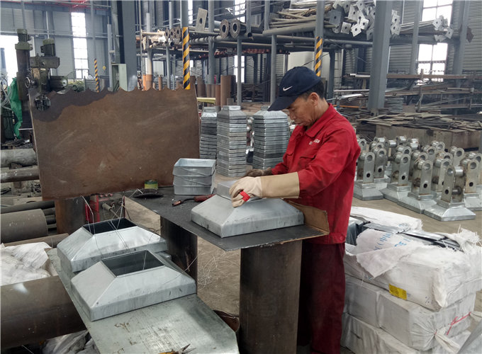 成都隔离护栏厂家